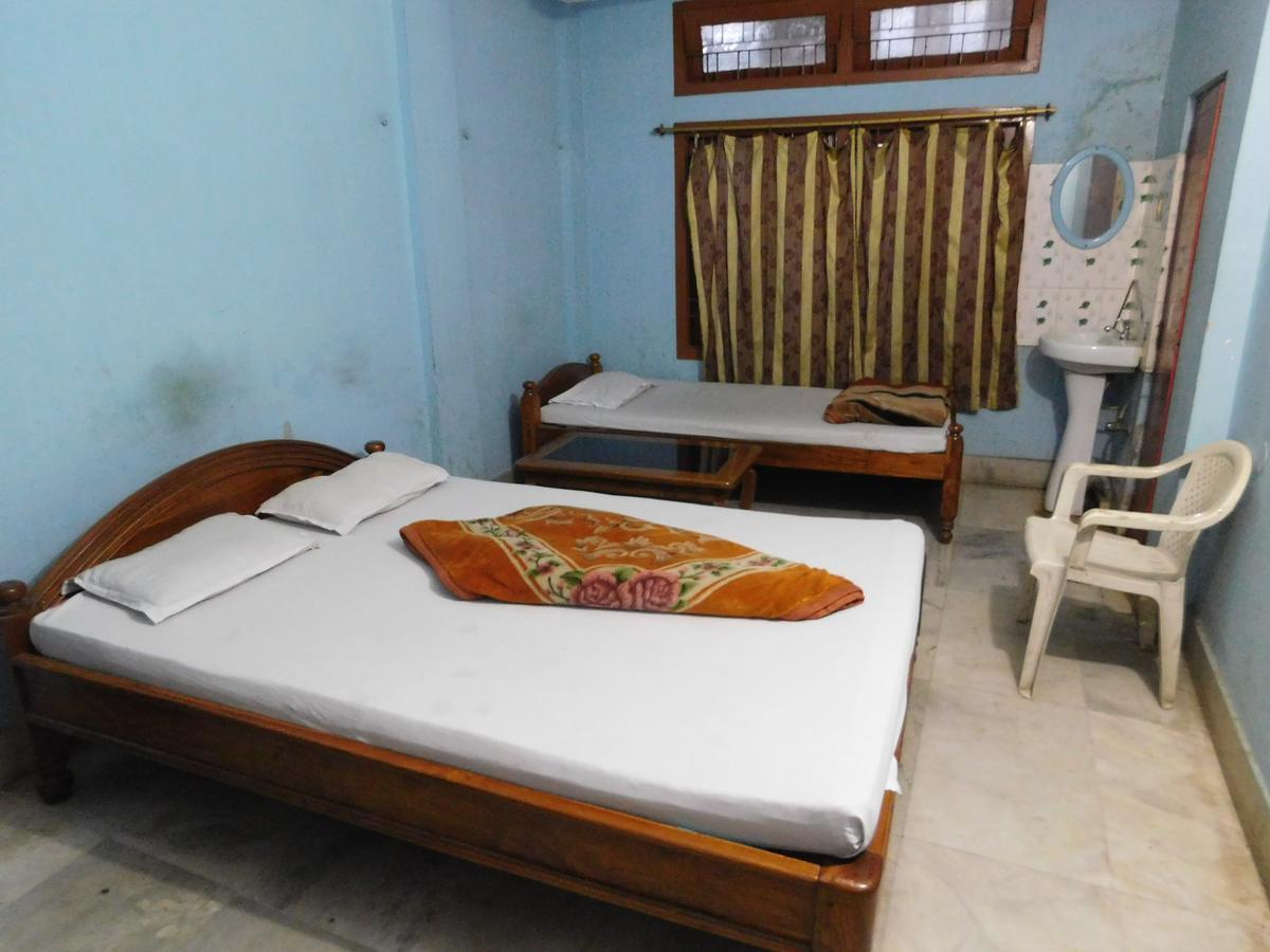 Dispur Lodge Guwahati Exterior foto