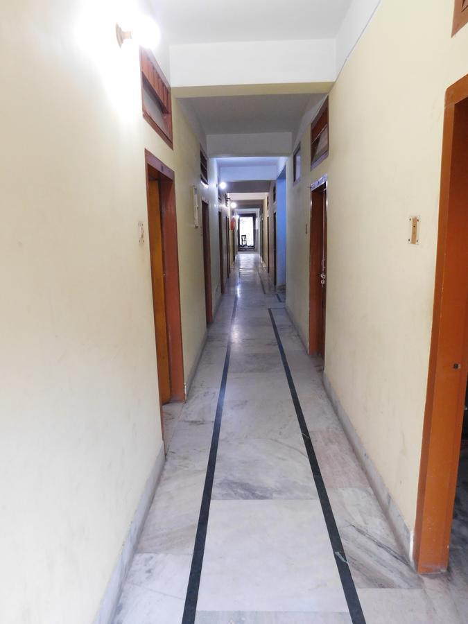 Dispur Lodge Guwahati Exterior foto