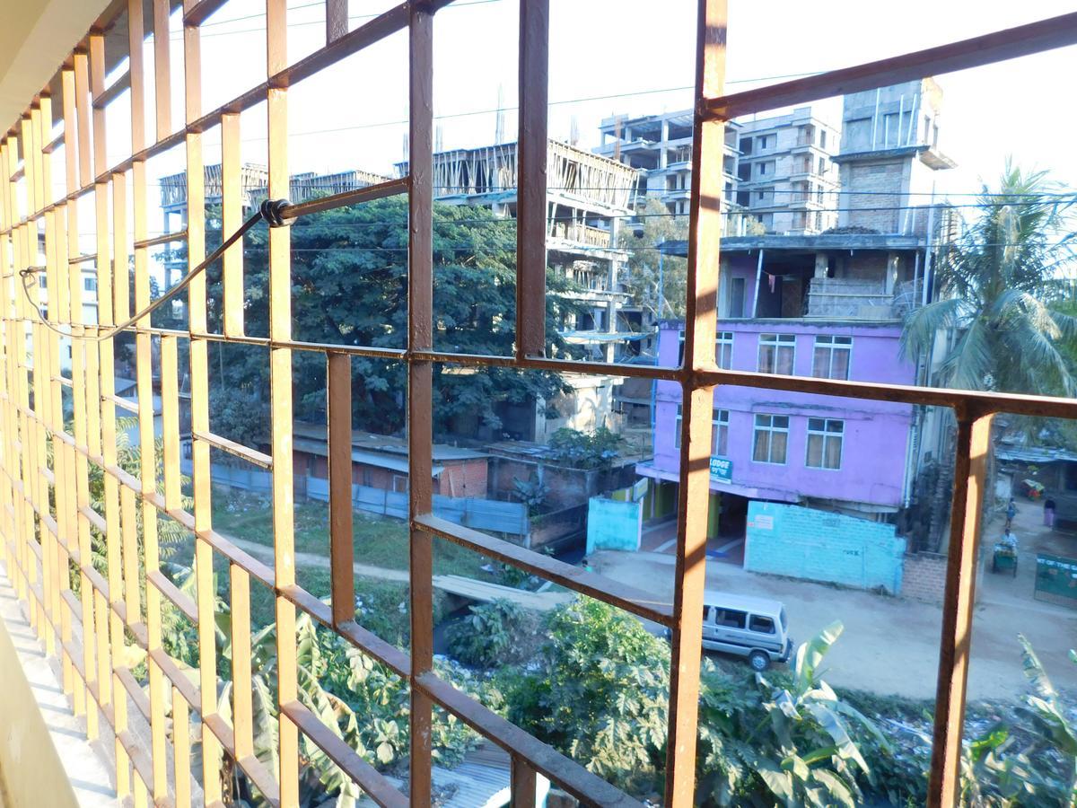 Dispur Lodge Guwahati Exterior foto