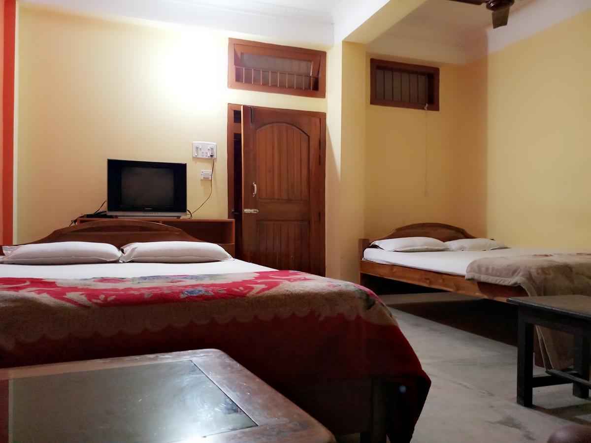 Dispur Lodge Guwahati Exterior foto