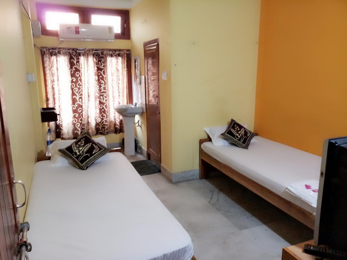 Dispur Lodge Guwahati Exterior foto
